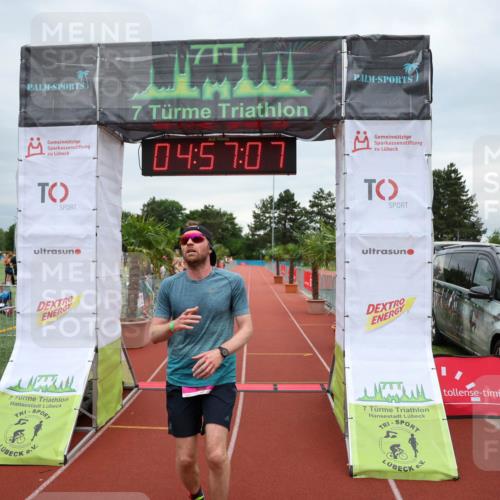 15.06.2025 - 7 Türme Triathlon Michael Strokosch http://msf.ph/oto/8010746 15.06.2025 14:57:07 Ziel 302, 660 meine-sportfotos.de