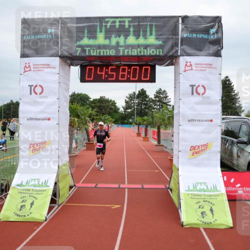 15.06.2025 - 7 Türme Triathlon Michael Strokosch http://msf.ph/oto/8010769 15.06.2025 14:58:00 Ziel 646 meine-sportfotos.de
