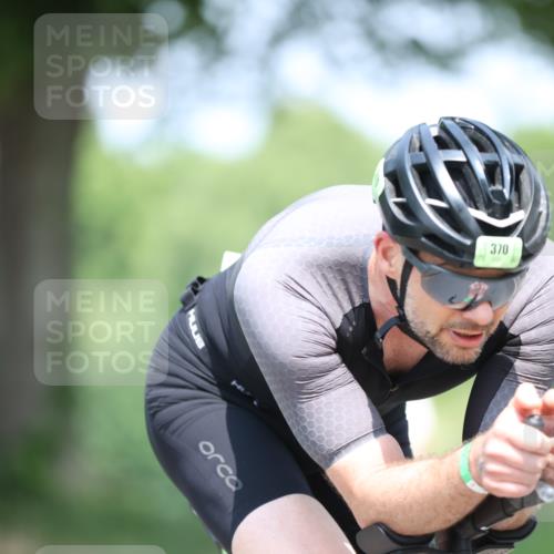 15.06.2025 - 7 Türme Triathlon Yannick Fuchs http://msf.ph/oto/8010804 15.06.2025 12:44:23 Radfahren 219, 306 meine-sportfotos.de