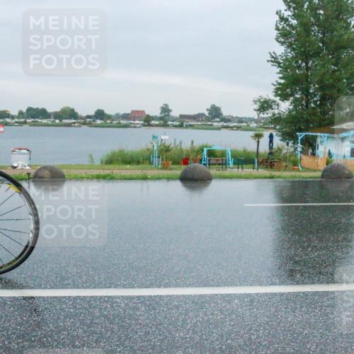 21.06.2025 - 27. Vierlanden-Triathlon H.Heesch http://msf.ph/oto/8010863 15.06.2025 13:55:15 Radfahren 1285, 1315 meine-sportfotos.de