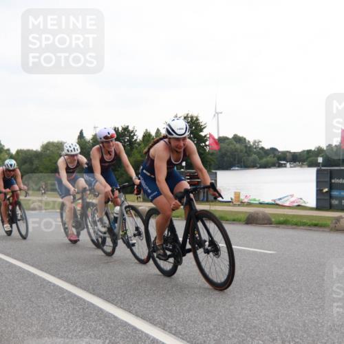21.06.2025 - 27. Vierlanden-Triathlon H.Heesch http://msf.ph/oto/8010885 15.06.2025 13:00:07 Radfahren 1065, 1066, 1067, 1068, 1115, 1143 meine-sportfotos.de