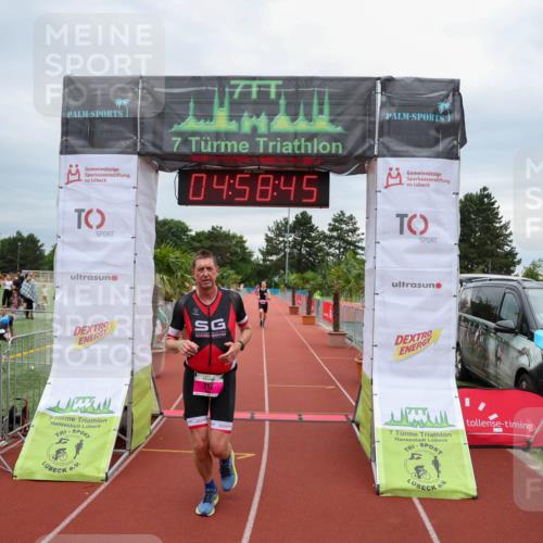 15.06.2025 - 7 Türme Triathlon Michael Strokosch http://msf.ph/oto/8010916 15.06.2025 14:58:45 Ziel 212, 221 meine-sportfotos.de