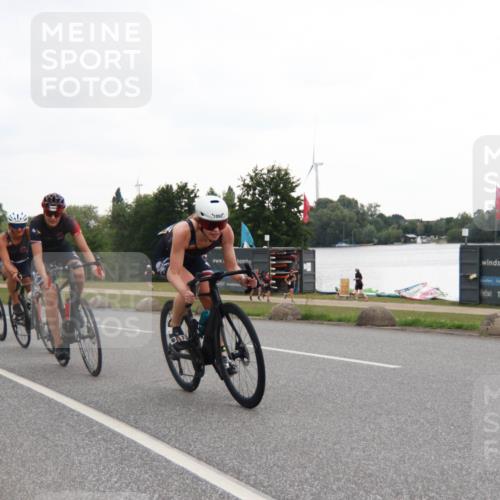 21.06.2025 - 27. Vierlanden-Triathlon H.Heesch http://msf.ph/oto/8010961 15.06.2025 13:00:34 Radfahren 1057, 1058, 1059, 1060, 1112, 1120, 1123, 1146, 1161 meine-sportfotos.de