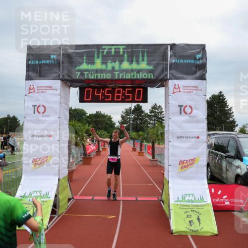 15.06.2025 - 7 Türme Triathlon Michael Strokosch http://msf.ph/oto/8011011 15.06.2025 14:58:49 Ziel 212, 221 meine-sportfotos.de