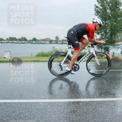 21.06.2025 - 27. Vierlanden-Triathlon H.Heesch http://msf.ph/oto/8011038 15.06.2025 13:56:14 Radfahren 1246, 1252, 1281 meine-sportfotos.de