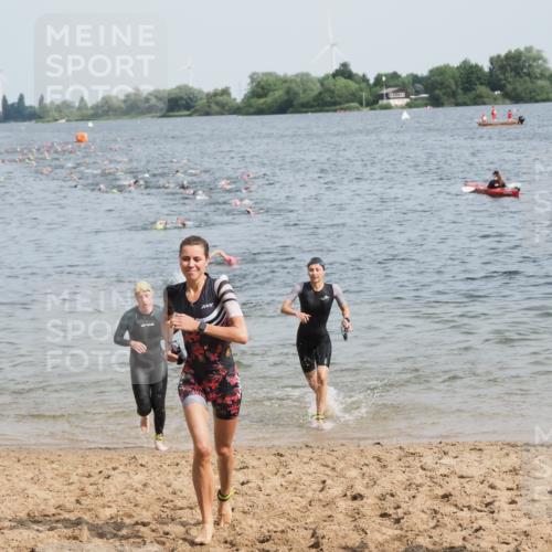21.06.2025 - 27. Vierlanden-Triathlon MichiJ http://msf.ph/oto/8011077 15.06.2026 10:13:48 Schwimmen 490, 513, 540, 545, 622 meine-sportfotos.de