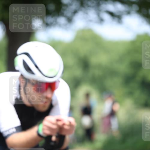 15.06.2025 - 7 Türme Triathlon Yannick Fuchs http://msf.ph/oto/8011098 15.06.2025 12:45:02 Radfahren  meine-sportfotos.de