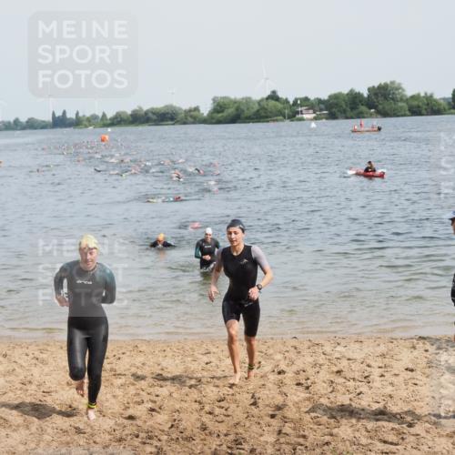 21.06.2025 - 27. Vierlanden-Triathlon MichiJ http://msf.ph/oto/8011154 15.06.2026 10:13:50 Schwimmen 490, 513, 540, 622 meine-sportfotos.de