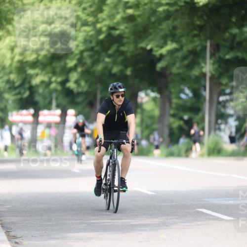 15.06.2025 - 7 Türme Triathlon Yannick Fuchs http://msf.ph/oto/8011205 15.06.2025 13:26:01 Radfahren 294, 887, 939, 955 meine-sportfotos.de