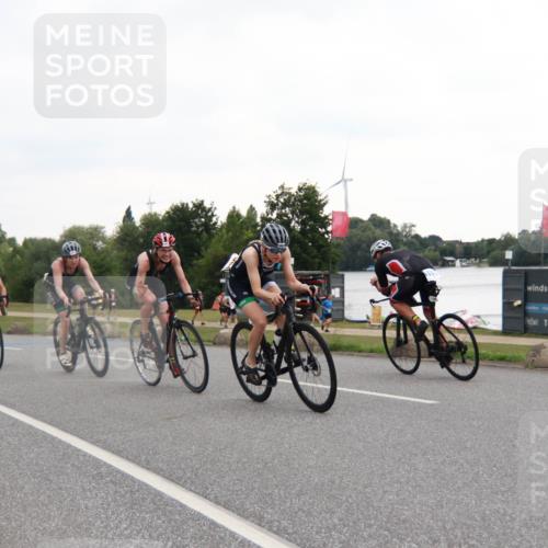 21.06.2025 - 27. Vierlanden-Triathlon H.Heesch http://msf.ph/oto/8011209 15.06.2025 13:01:55 Radfahren 1061, 1062, 1063, 1064, 1159 meine-sportfotos.de