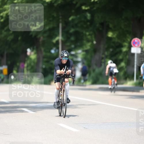15.06.2025 - 7 Türme Triathlon Yannick Fuchs http://msf.ph/oto/8011211 15.06.2025 12:45:32 Radfahren 245, 363, 439, 551 meine-sportfotos.de