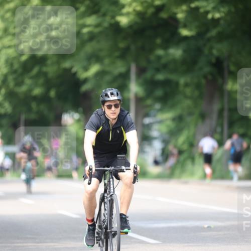 15.06.2025 - 7 Türme Triathlon Yannick Fuchs http://msf.ph/oto/8011225 15.06.2025 13:26:02 Radfahren 294, 887, 939, 955 meine-sportfotos.de