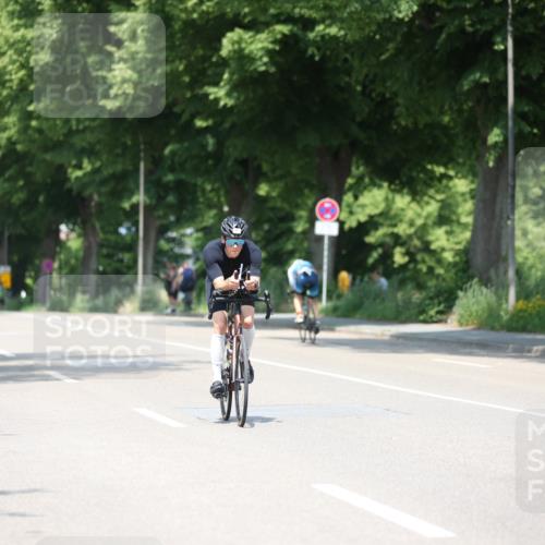 15.06.2025 - 7 Türme Triathlon Yannick Fuchs http://msf.ph/oto/8011250 15.06.2025 12:45:33 Radfahren 363, 439, 551, 657 meine-sportfotos.de