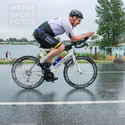 21.06.2025 - 27. Vierlanden-Triathlon H.Heesch http://msf.ph/oto/8011257 15.06.2025 13:57:15 Radfahren 1276 meine-sportfotos.de
