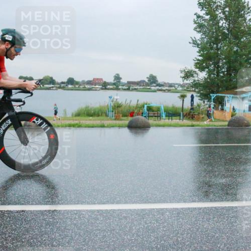 21.06.2025 - 27. Vierlanden-Triathlon H.Heesch http://msf.ph/oto/8011268 15.06.2025 13:57:23 Radfahren 1233, 1251, 1271 meine-sportfotos.de