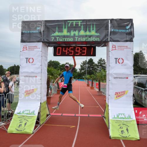 15.06.2025 - 7 Türme Triathlon Michael Strokosch http://msf.ph/oto/8011275 15.06.2025 14:59:31 Ziel 287, 334 meine-sportfotos.de