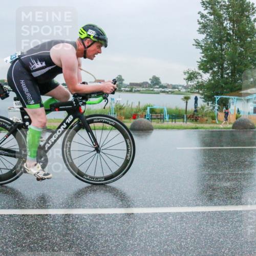21.06.2025 - 27. Vierlanden-Triathlon H.Heesch http://msf.ph/oto/8011310 15.06.2025 13:57:23 Radfahren 1233, 1251, 1271 meine-sportfotos.de