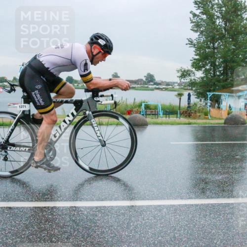 21.06.2025 - 27. Vierlanden-Triathlon H.Heesch http://msf.ph/oto/8011329 15.06.2025 13:57:26 Radfahren 1233, 1251, 1271 meine-sportfotos.de