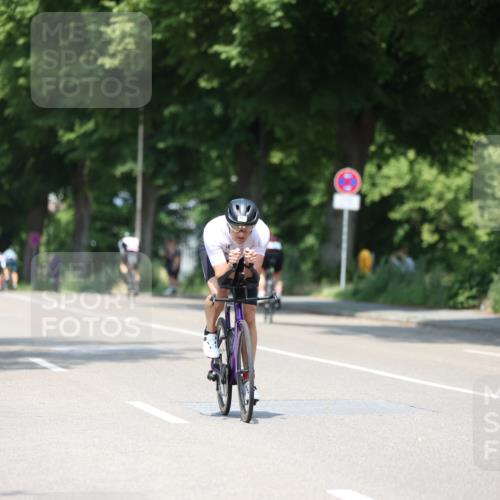 15.06.2025 - 7 Türme Triathlon Yannick Fuchs http://msf.ph/oto/8011330 15.06.2025 12:45:39 Radfahren 242, 370, 414, 657 meine-sportfotos.de