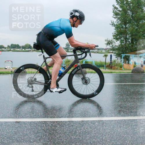 21.06.2025 - 27. Vierlanden-Triathlon H.Heesch http://msf.ph/oto/8011396 15.06.2025 13:58:57 Radfahren 1247, 1314 meine-sportfotos.de