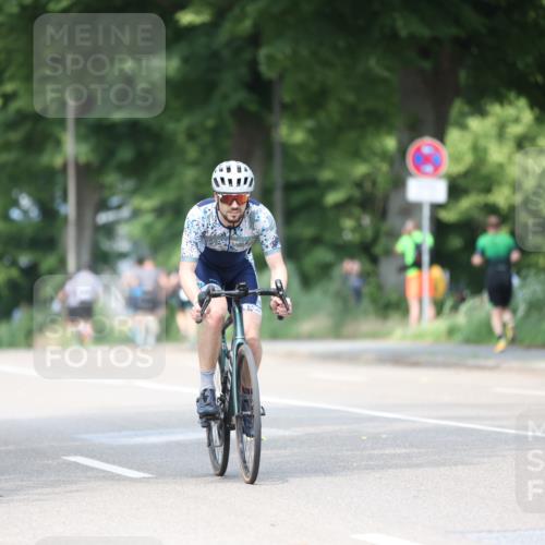 15.06.2025 - 7 Türme Triathlon Yannick Fuchs http://msf.ph/oto/8011422 15.06.2025 13:26:08 Radfahren  meine-sportfotos.de