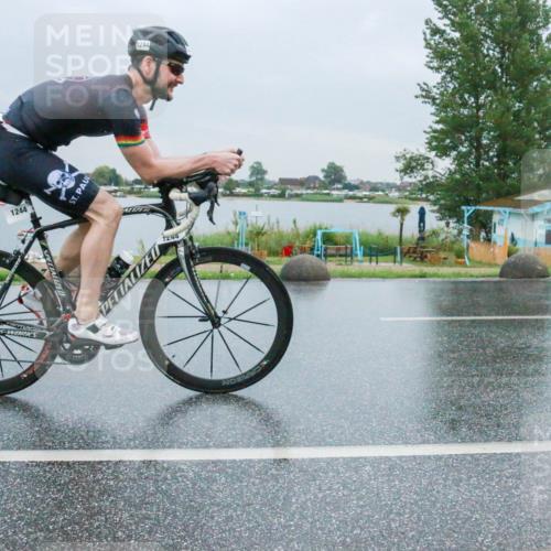 21.06.2025 - 27. Vierlanden-Triathlon H.Heesch http://msf.ph/oto/8011434 15.06.2025 13:59:26 Radfahren 1244, 1264, 1274, 1296 meine-sportfotos.de