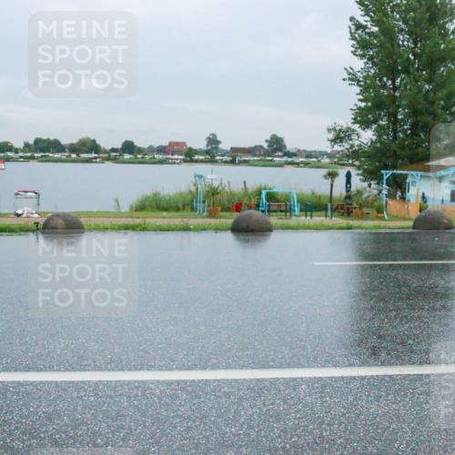 21.06.2025 - 27. Vierlanden-Triathlon H.Heesch http://msf.ph/oto/8011438 15.06.2025 13:59:31 Radfahren 1264 meine-sportfotos.de