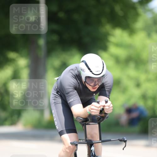 15.06.2025 - 7 Türme Triathlon Yannick Fuchs http://msf.ph/oto/8011490 15.06.2025 12:45:45 Radfahren 236, 242, 318, 370, 414 meine-sportfotos.de