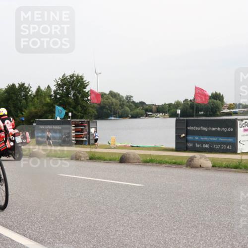 15.06.2025 - 27. Vierlanden-Triathlon H.Heesch http://msf.ph/oto/8011497 15.06.2025 11:03:34 Radfahren 159, 210 meine-sportfotos.de