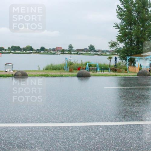 21.06.2025 - 27. Vierlanden-Triathlon H.Heesch http://msf.ph/oto/8011542 15.06.2025 14:01:03 Radfahren 1256, 1260 meine-sportfotos.de