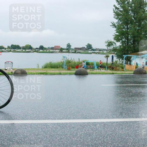 21.06.2025 - 27. Vierlanden-Triathlon H.Heesch http://msf.ph/oto/8011580 15.06.2025 14:03:00 Radfahren 1289 meine-sportfotos.de