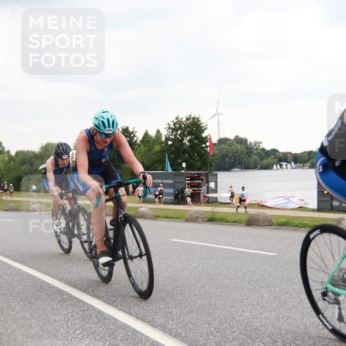 21.06.2025 - 27. Vierlanden-Triathlon H.Heesch http://msf.ph/oto/8011597 15.06.2025 13:09:06 Radfahren 1093, 1094, 1095, 1096 meine-sportfotos.de