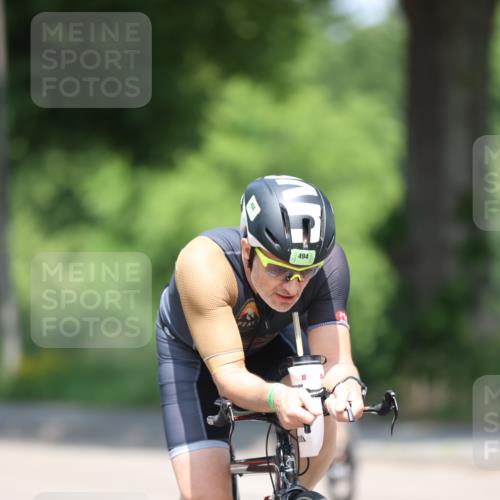 15.06.2025 - 7 Türme Triathlon Yannick Fuchs http://msf.ph/oto/8011601 15.06.2025 12:45:49 Radfahren 236, 242, 291, 318, 370 meine-sportfotos.de