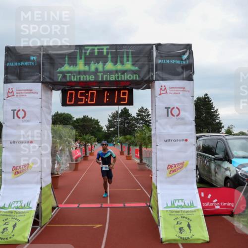 15.06.2025 - 7 Türme Triathlon Michael Strokosch http://msf.ph/oto/8011644 15.06.2025 15:01:19 Ziel 295, 509 meine-sportfotos.de