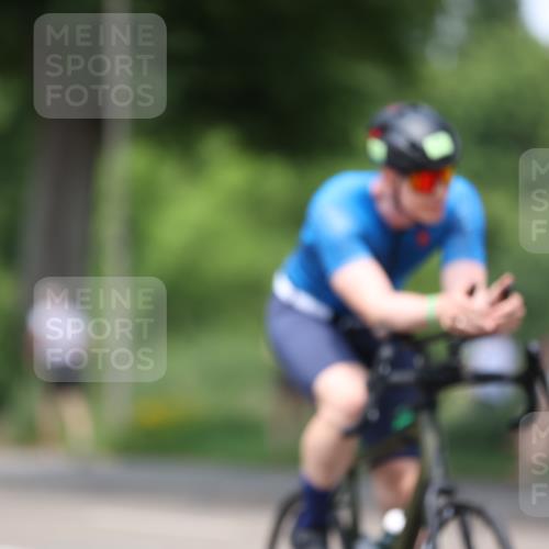 15.06.2025 - 7 Türme Triathlon Yannick Fuchs http://msf.ph/oto/8011670 15.06.2025 13:26:23 Radfahren 506, 608, 673 meine-sportfotos.de