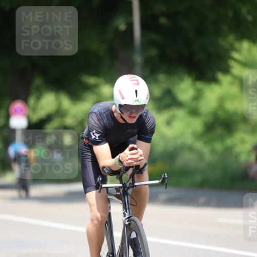 15.06.2025 - 7 Türme Triathlon Yannick Fuchs http://msf.ph/oto/8011675 15.06.2025 12:45:53 Radfahren 291 meine-sportfotos.de