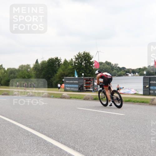 21.06.2025 - 27. Vierlanden-Triathlon H.Heesch http://msf.ph/oto/8011727 15.06.2025 13:10:42 Radfahren 1089, 1090, 1091, 1092, 1182, 1183 meine-sportfotos.de