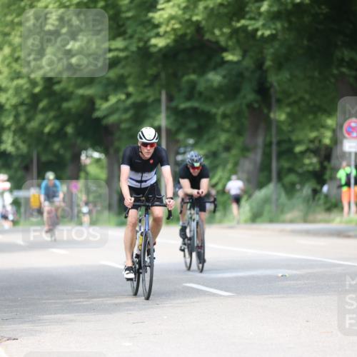 15.06.2025 - 7 Türme Triathlon Yannick Fuchs http://msf.ph/oto/8011763 15.06.2025 13:26:35 Radfahren 244, 400, 719, 1156 meine-sportfotos.de