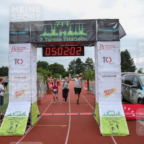15.06.2025 - 7 Türme Triathlon Michael Strokosch http://msf.ph/oto/8011783 15.06.2025 15:02:02 Ziel 532 meine-sportfotos.de