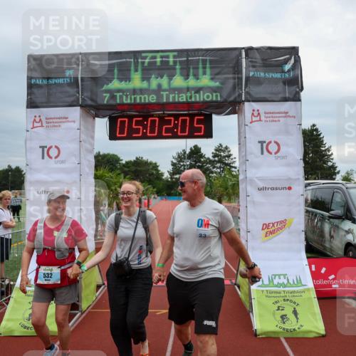 15.06.2025 - 7 Türme Triathlon Michael Strokosch http://msf.ph/oto/8011914 15.06.2025 15:02:05 Ziel 532 meine-sportfotos.de