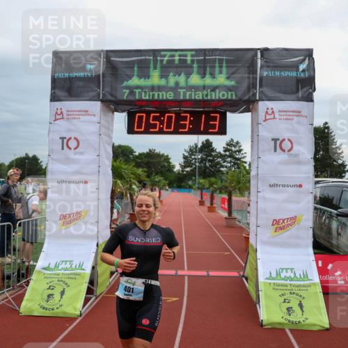 15.06.2025 - 7 Türme Triathlon Michael Strokosch http://msf.ph/oto/8012157 15.06.2025 15:03:13 Ziel 401 meine-sportfotos.de