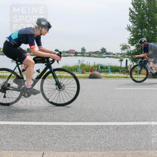 15.06.2025 - 27. Vierlanden-Triathlon H.Heesch http://msf.ph/oto/8012249 15.06.2025 11:06:14 Radfahren 206, 223, 697, 705, 760 meine-sportfotos.de