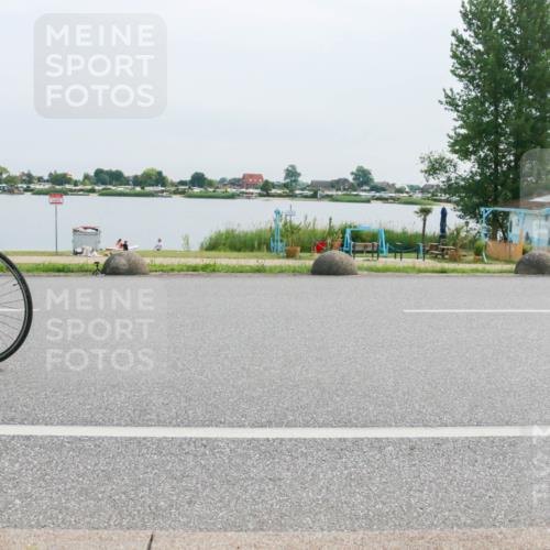 15.06.2025 - 27. Vierlanden-Triathlon H.Heesch http://msf.ph/oto/8012290 15.06.2025 11:06:23 Radfahren 16, 485, 539 meine-sportfotos.de