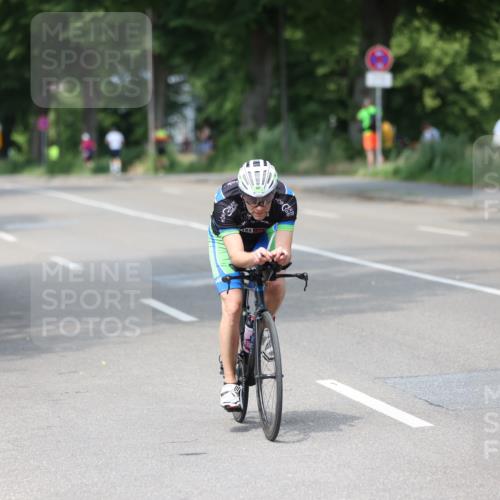 15.06.2025 - 7 Türme Triathlon Yannick Fuchs http://msf.ph/oto/8012301 15.06.2025 13:26:59 Radfahren 760, 998 meine-sportfotos.de