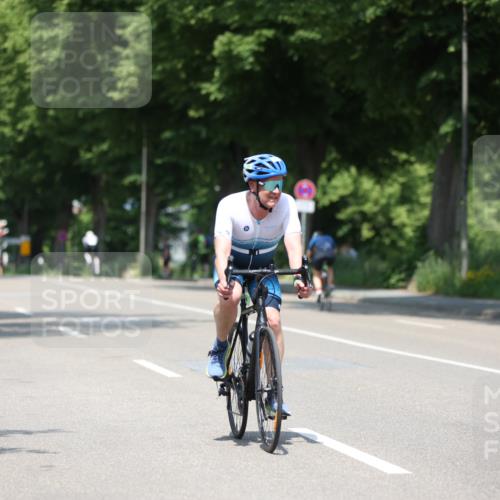 15.06.2025 - 7 Türme Triathlon Yannick Fuchs http://msf.ph/oto/8012347 15.06.2025 12:46:34 Radfahren 240, 317, 504, 605, 609 meine-sportfotos.de