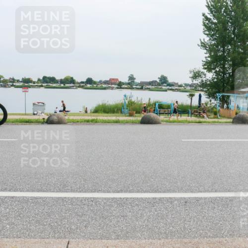 15.06.2025 - 27. Vierlanden-Triathlon H.Heesch http://msf.ph/oto/8012388 15.06.2025 11:06:34 Radfahren 128, 774 meine-sportfotos.de
