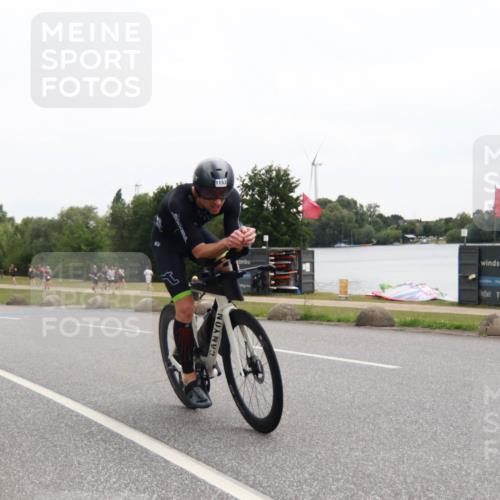 21.06.2025 - 27. Vierlanden-Triathlon H.Heesch http://msf.ph/oto/8012398 15.06.2025 13:24:15 Radfahren 1124, 1153, 1268, 1312 meine-sportfotos.de