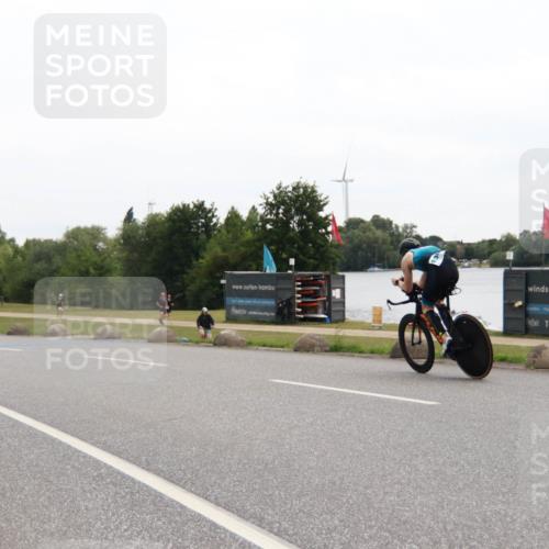 21.06.2025 - 27. Vierlanden-Triathlon H.Heesch http://msf.ph/oto/8012459 15.06.2025 13:24:45 Radfahren 1158, 1254, 1309 meine-sportfotos.de