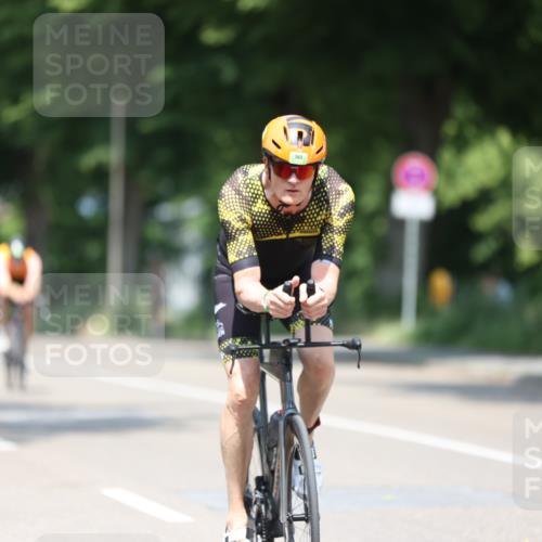 15.06.2025 - 7 Türme Triathlon Yannick Fuchs http://msf.ph/oto/8012583 15.06.2025 12:46:48 Radfahren 490, 496, 543 meine-sportfotos.de