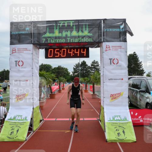 15.06.2025 - 7 Türme Triathlon Michael Strokosch http://msf.ph/oto/8012630 15.06.2025 15:04:44 Ziel 233, 535 meine-sportfotos.de